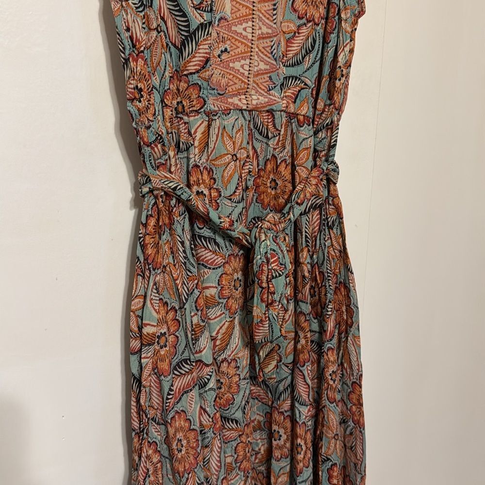 NWT Floral Shark Bite Hem Tank Dress with Waist Belt Tie Large Summer - Picture 3 of 11
